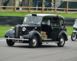<b class=qtipBold><figcaption>CM25 6808 Austin FX3 Taxi</figcaption></b><br>Austin FX3 Taxi, British Transport Parade, Goodwood Revival 2018, September 2018, automobiles, cars, circuit racing, Classic, competition, England, entertainment, event, Goodwood, heritage, historic, Duke of Richmond, motor sport, motorcars, nostalgia, outdoors, racing, racing cars, retro, revival, September, speed, sport, sports, Sussex, West Sussex, vehicles, cars, racing, classic cars, historic cars,<br><em>© 2018 Chris McEvoy, www.cjm-photography.co.uk, all rights reserved</em> CM25 6808 Austin FX3 Taxi