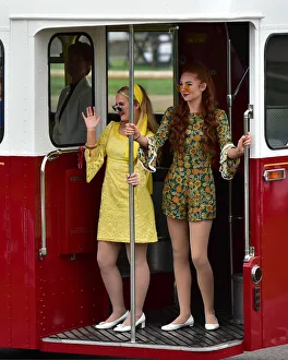 Motorsport galleries/motorsport 2018 goodwood revival 2018/cm25 6823 60s fashion bus Motorsport galleries/motorsport 2018 goodwood revival 2018/cm25 6823 60s fashion bus