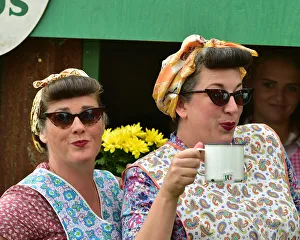 <b class=qtipBold><figcaption>CM25 6877 Would you like a cuppa?</figcaption></b><br>Would you like a cuppa?, Goodwood Revival 2018, September 2018, automobiles, cars, circuit racing, Classic, competition, England, entertainment, event, Goodwood, heritage, historic, Duke of Richmond, motor sport, motorcars, nostalgia, outdoors, racing, racing cars, retro, revival, September, speed, sport, sports, Sussex, West Sussex, vehicles, cars, racing, classic cars, historic cars,<br><em>© 2018 Chris McEvoy, www.cjm-photography.co.uk, all rights reserved</em> CM25 6877 Would you like a cuppa?