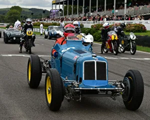<b class=qtipBold><figcaption>CM25 7513 ERA B-Type R5B, Remus</figcaption></b><br>ERA B-Type R5B, Remus, Revival Winners Parade, Goodwood Revival 2018, September 2018, automobiles, cars, circuit racing, Classic, competition, England, entertainment, event, Goodwood, heritage, historic, Duke of Richmond, motor sport, motorcars, nostalgia, outdoors, racing, racing cars, retro, revival, September, speed, sport, sports, Sussex, West Sussex, vehicles, cars, racing, classic cars, historic cars,<br><em>© 2018 Chris McEvoy, www.cjm-photography.co.uk, all rights reserved</em> CM25 7513 ERA B-Type R5B, Remus