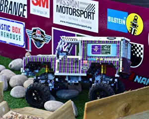 Mission Motorsport, Goodwood 24th September 2018 Prints: CM25 9373 Land Rover Defender