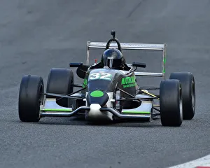 CM26 2038 Terry Clark, Van Diemen RF00