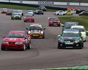 Rockingham Super Send-Off, November 2018 Prints: CM26 3731 The approach to Yentwood