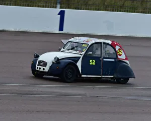 Saloons Race Prints: CM26 3893 Nick Roads, Citroen 2CV