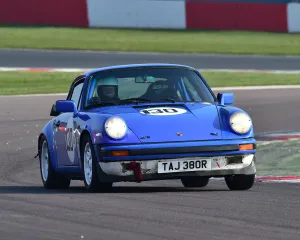 Peter Williams Prints: CM27 0184 Peter Williams, Porsche 911 SC