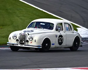 CM27 6410 Glenn Pearson, Peter Dorlin, Jaguar Mk1