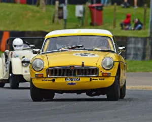 CM28 1654 Tim Greenhill, MGB