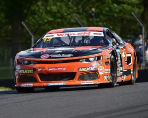 Elite 2 Prints: CM28 4292 Naveh Taylor, Chevrolet Camaro