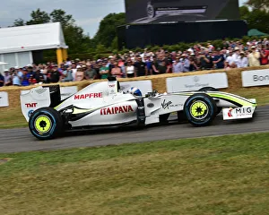 CM28 7713 Rubens Barrichello, Anthony Davidson, Brawn-Mercedes BGP 001 CM28 7713 Rubens Barrichello, Anthony Davidson, Brawn-Mercedes BGP 001