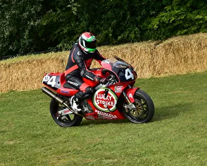 CM28 8218 Mick Loughlin, Honda RC45