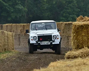 July 2019 Prints: CM28 9177 Wayne Thompson, Land Rover Wolf XD