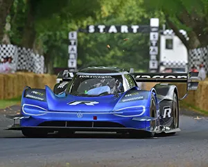 Motorsport galleries/motorsport archive 2019 goodwood festival speed 2019/cm28 9650 romain dumas volkswagen id r Motorsport galleries/motorsport archive 2019 goodwood festival speed 2019/cm28 9650 romain dumas volkswagen id r