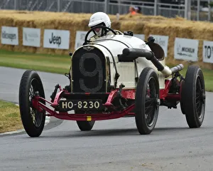 CM28 9666 Vernon MacKenzie, Bentley 3 Litre TT