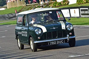 CM29 5772 Morris Mini Van