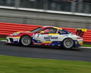 29th September Prints: CM29 6530 Justin Sherwood, Porsche 911 GT3 Cup