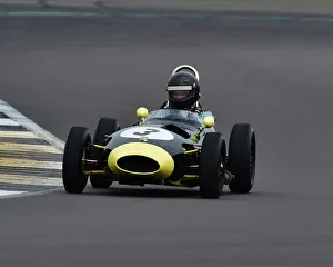 CM29 8113 Ian Robinson, Lola Mk2
