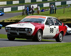 HSCC Wolds Trophy, Cadwell Park Prints: CM3 2075 Bob Trotter, Alfa Romeo 2000 GTV, YFM 49 S