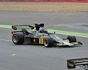 Masters Series Prints: CM3 9379 Andrew Beaumont, Lotus 76