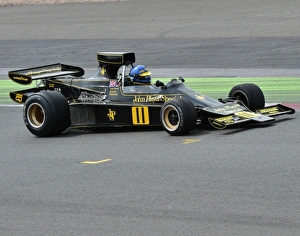 CM3 9591 Andrew Beaumont, Lotus 76