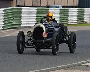 Hughie Walker Prints: CM30 3743 Hughie Walker, Theophile Schneider Aero Special