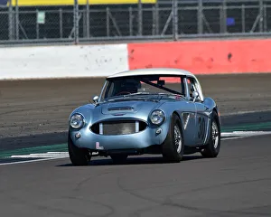 VSCC Spring Start Silverstone 17th April 2021 Prints: CM30 5437 Matthew Moore, Austin Healey 3000