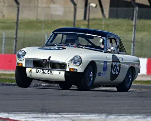 CM31 0154 Guy Harman, Nick Finburgh, MG B