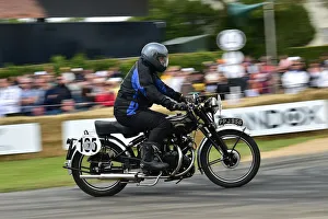 Racing Bikes Prints: CM31 4992 Graham Smith, Vincent Black Shadow