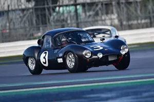 CM32 3074 Steve Ward, Josh Ward, Thomas Ward, Ginetta GR4