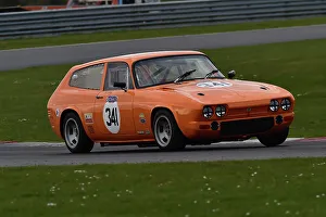 Sunday 3rd April 2022 Prints: CM32 6197 Phil Otley, Reliant Scimitar GTE SE5