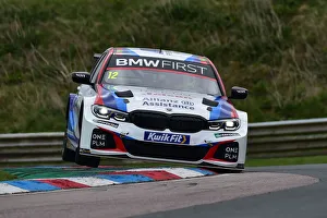 CM32 8339 Stephen Jelley, BMW 330e M Sport