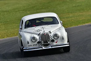 Glenn Pearson Prints: CM33 0423 Glenn Pearson, Jaguar Mk1