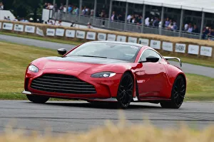 Michelin Supercar Run Prints: CM33 4582 Aston Martin V12 Vantage