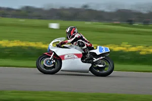 Hailwood Trophy Featuring Sheene Trophy Prints: CM34 5220 Nick Bedford, Harris Yamaha TZ350G