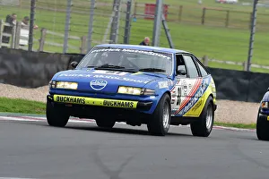 HRDC ‘Gerry Marshall’ Trophy For Pre-1983 Group 1 And Group 1½ Touring Cars Prints: CM34 6555 Mike Whitaker Snr, Rover SD1