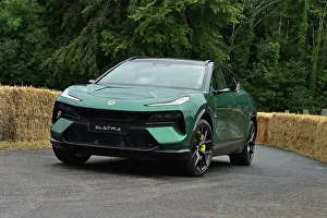 CM34 9860 Lotus Eletre R