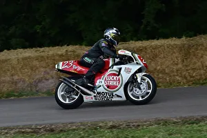 CM35 1211 Ian King, Suzuki RGV500 XR87
