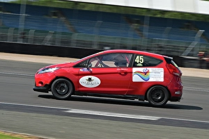 CM35_9008 Alan Wilshire, Ford Fiesta 1600.jpg