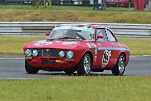 Jon Wagstaff Prints: CM35 9523 Jon Wagstaff, Paul Wallis, Alfa Romeo 2000 GTV