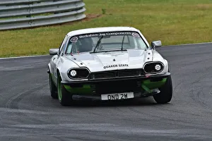 CM35 9560 Guy Connew, Jaguar XJS