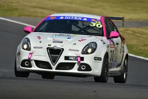 Alfa Romeo Championship Prints: CM36 1195 Stacey Dennis, Alfa Romeo Giulietta
