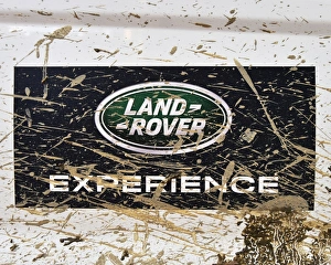 Jaguar Prints: CM5 8319 Landrover experience, Mud