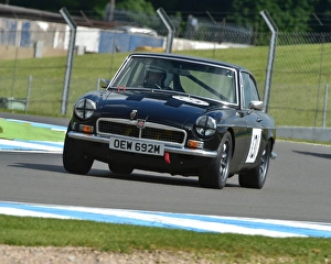 HSCC Donington Park, 30th May 2015 Prints: CM8 0135 Mark Bennett, MGB GT