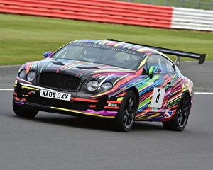 Bentley Drivers Club, Silverstone Race Meeting, 1st August 2015 Prints: CM9 6113 Simon Worthington, Bentley GT