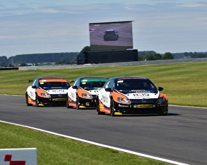 Aron Smith Prints: CM9 7618 Colin Turkington, Aron Smith, Jason Plato, Volkswagen CC