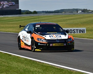 BTCC, Snetterton August 2015 Prints: CM9 7646 Colin Turkington, Volkswagen CC