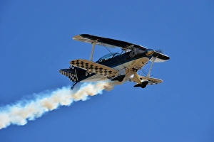 Display Prints: CM9 7797 Willie Cruickshank, G-Z111, Pitts S2B, Wildcats Aerobatics