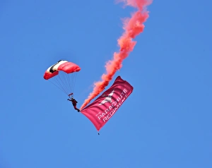 BTCC 2015 Finale Brands Hatch Prints: CMA 2699 Red Devils, Parachute Display Team