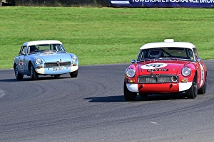 Equipe GTS Prints: CZ1_3871 Simon Cripps, MG B Roadster.jpg