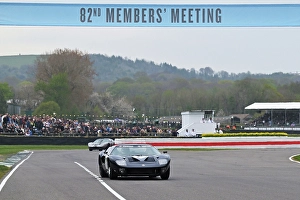Joaquin Folch Rusinol Prints: CZ1_8372 Joaquin Folch-Rusinol, Simon Hadfield, Ford GT40.jpg