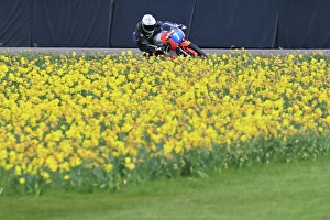 Goodwood 82nd Members Meeting April 2025 Prints: CZ1_9042 Alex Sinclair, Yamaha TZ350.jpg